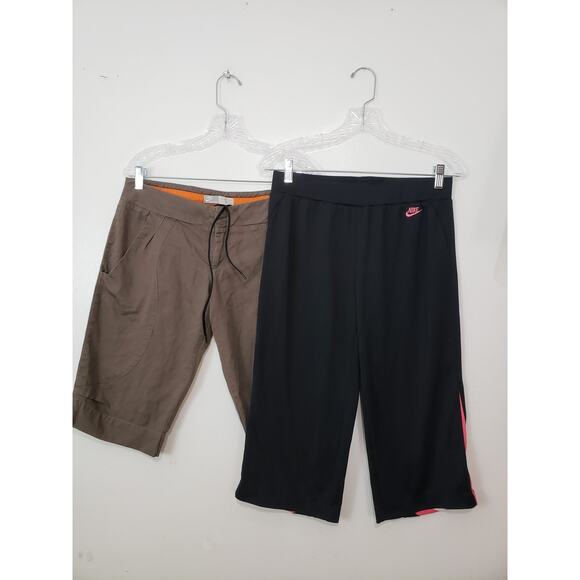 (M5) Nike Women's Pants Bermuda Shorts Size S Athletic Flare Capris Bundle Of 2 - Picture 1 of 10